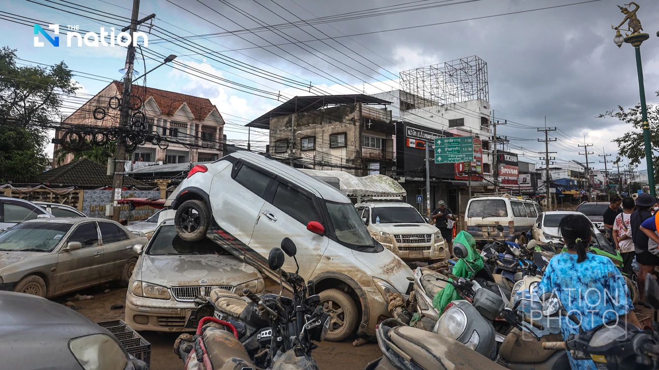 Pihak Asuransi, dan Real Estate Gerak Cepat Bantu Korban Banjir di Thailand Selatan